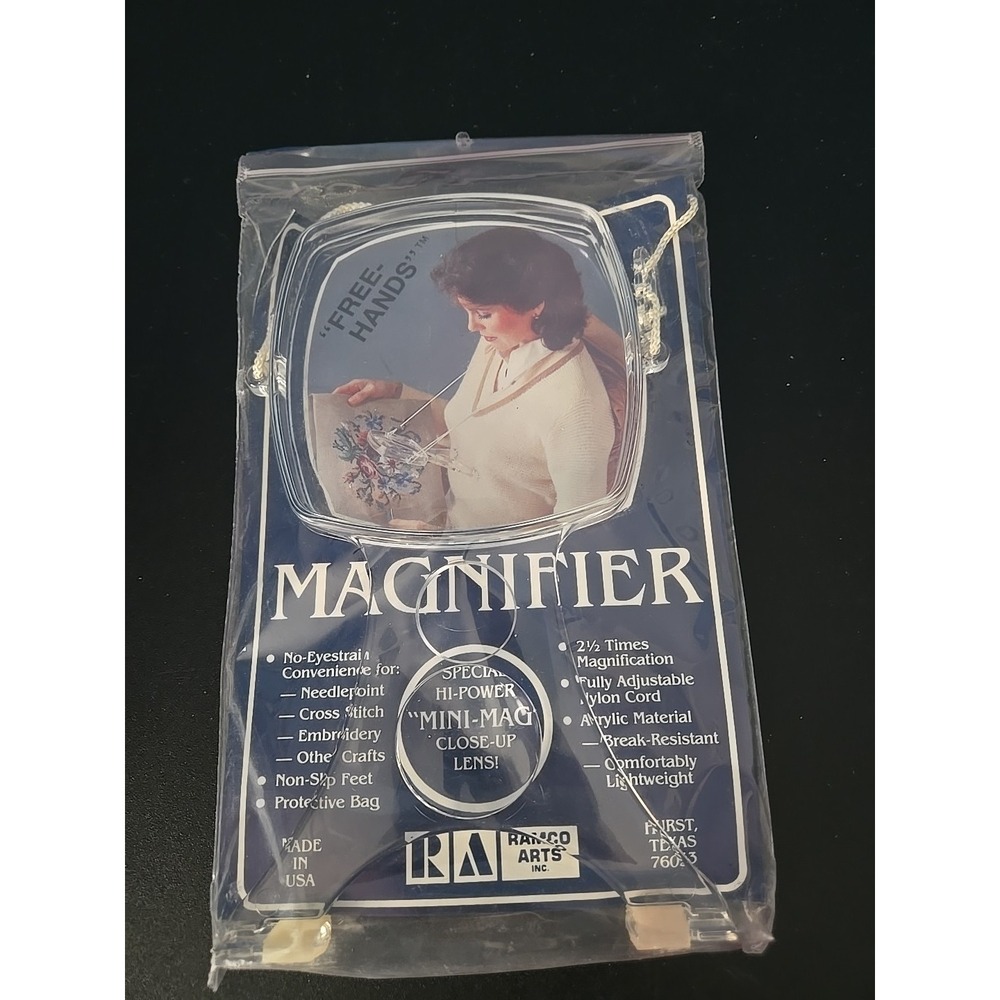 Ramco Arts Magnifier Acrylic Light Weight Break Resistant Needlepoint VTG USA